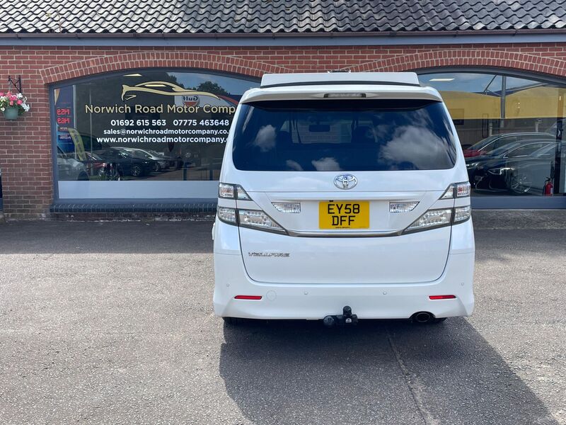 TOYOTA VELLFIRE