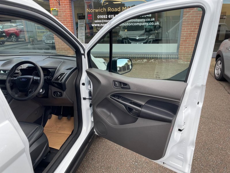 FORD TRANSIT CONNECT