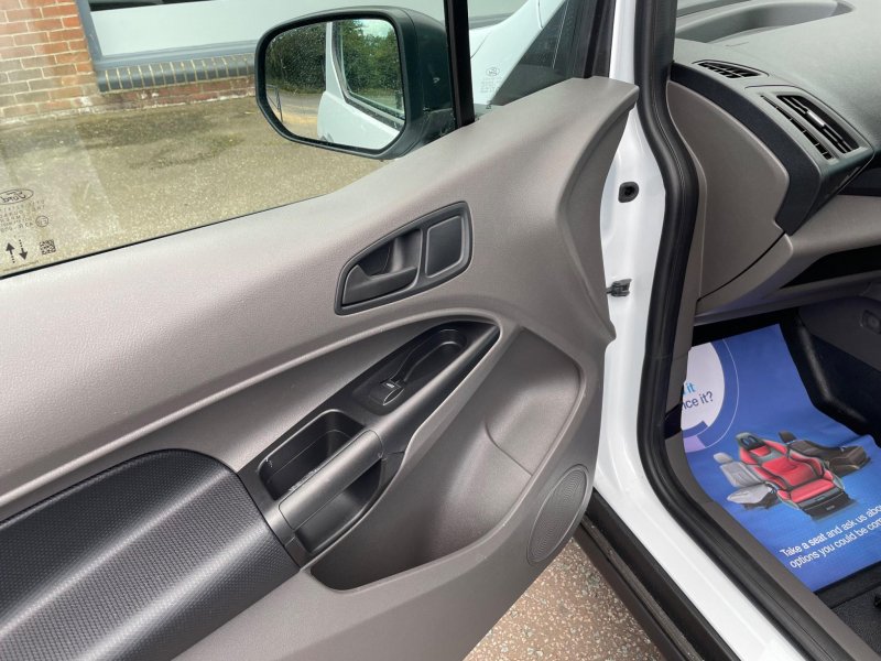 FORD TRANSIT CONNECT