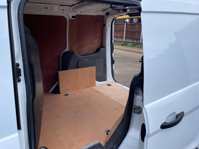FORD TRANSIT CONNECT