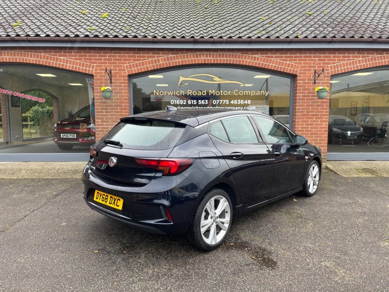 VAUXHALL ASTRA