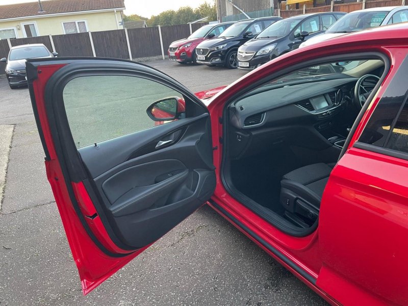 VAUXHALL INSIGNIA