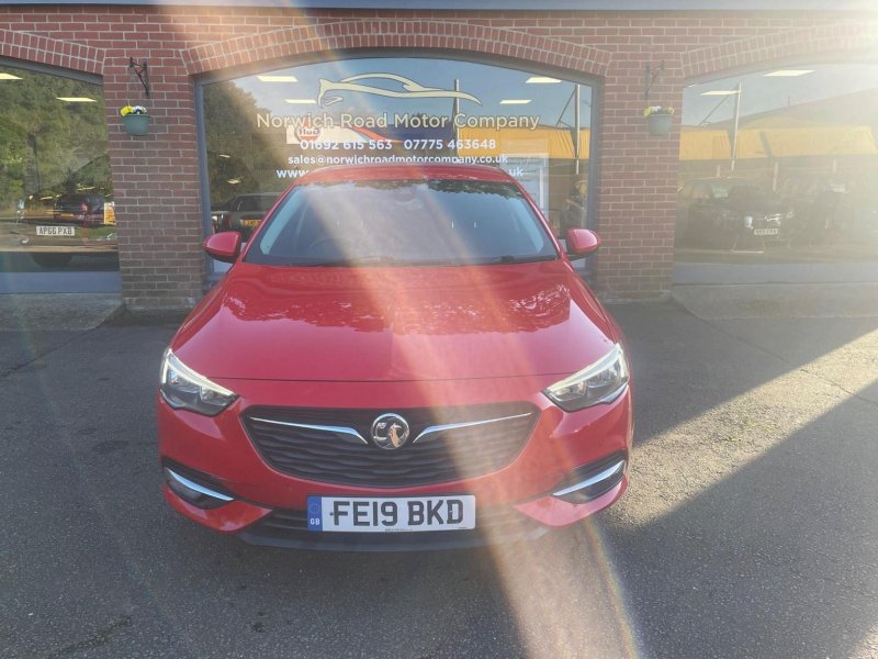 VAUXHALL INSIGNIA