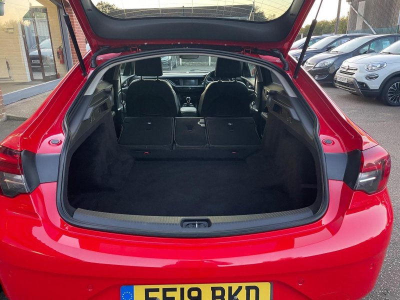 VAUXHALL INSIGNIA