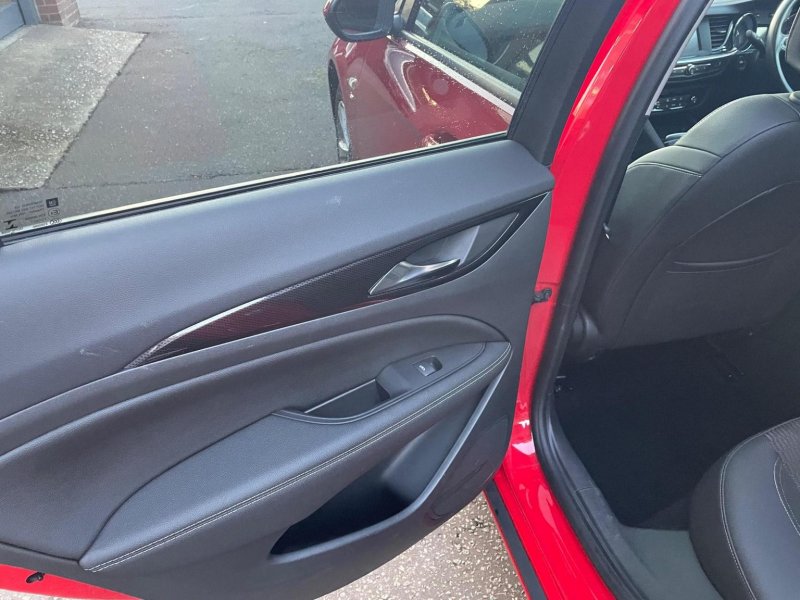 VAUXHALL INSIGNIA