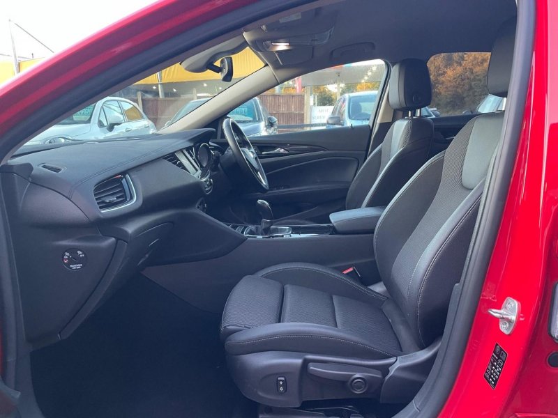 VAUXHALL INSIGNIA