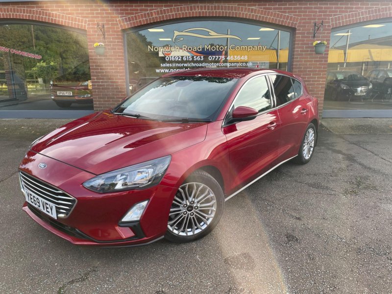 FORD FOCUS