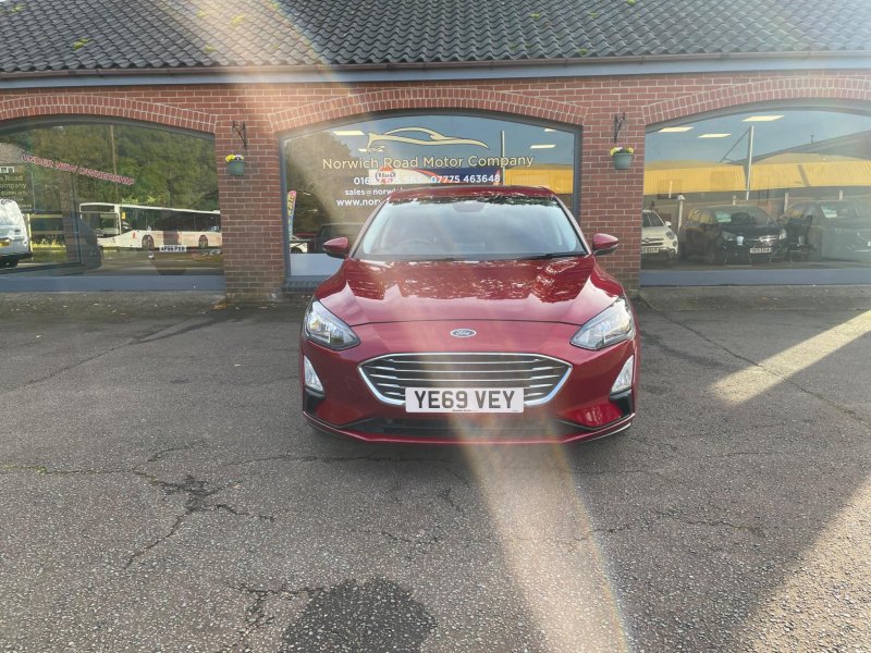 FORD FOCUS