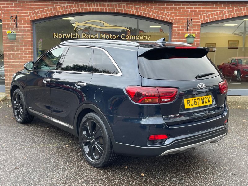 KIA SORENTO