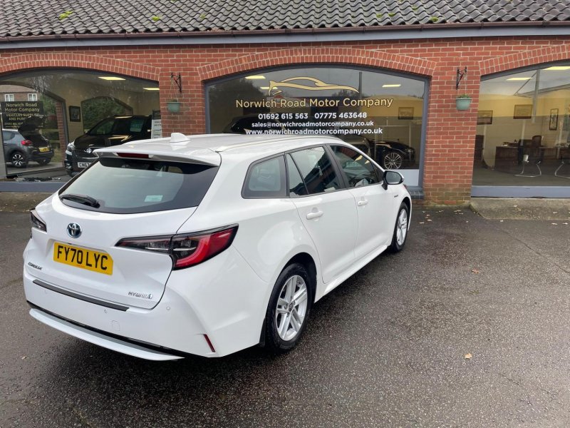 TOYOTA COROLLA
