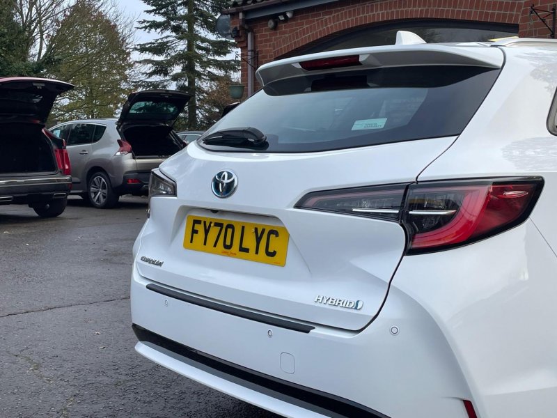 TOYOTA COROLLA