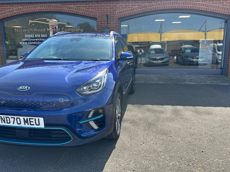 KIA NIRO