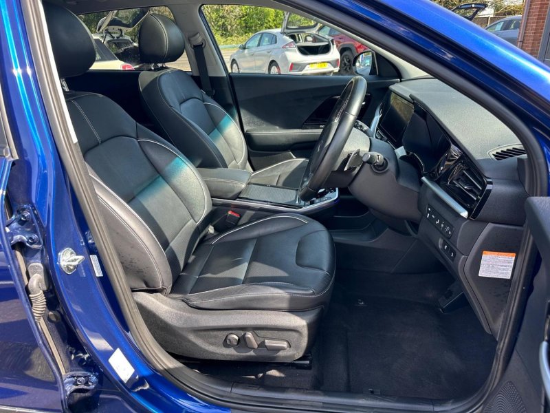 KIA NIRO