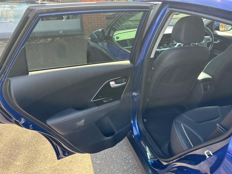 KIA NIRO