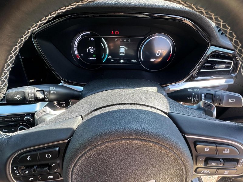 KIA NIRO
