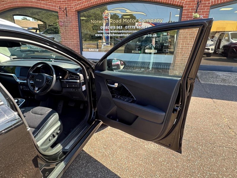 KIA NIRO